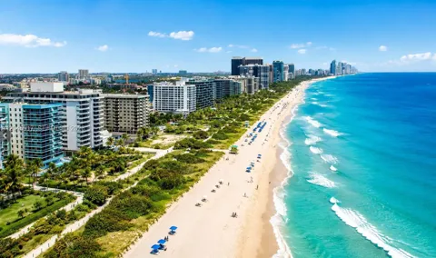 9172 Collins Ave #218