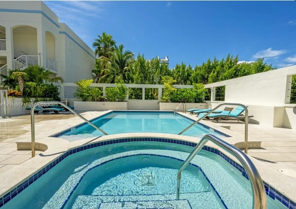 9172 Collins Ave #218 Surfside, FL 33154