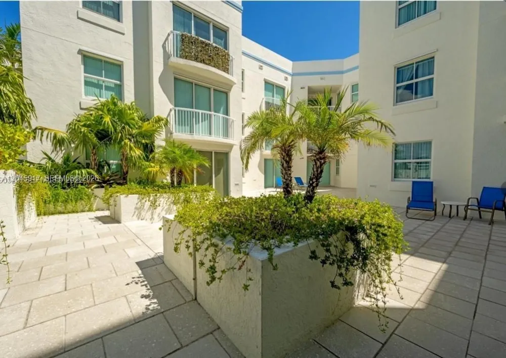 9172 Collins Ave #218 Surfside, FL 33154