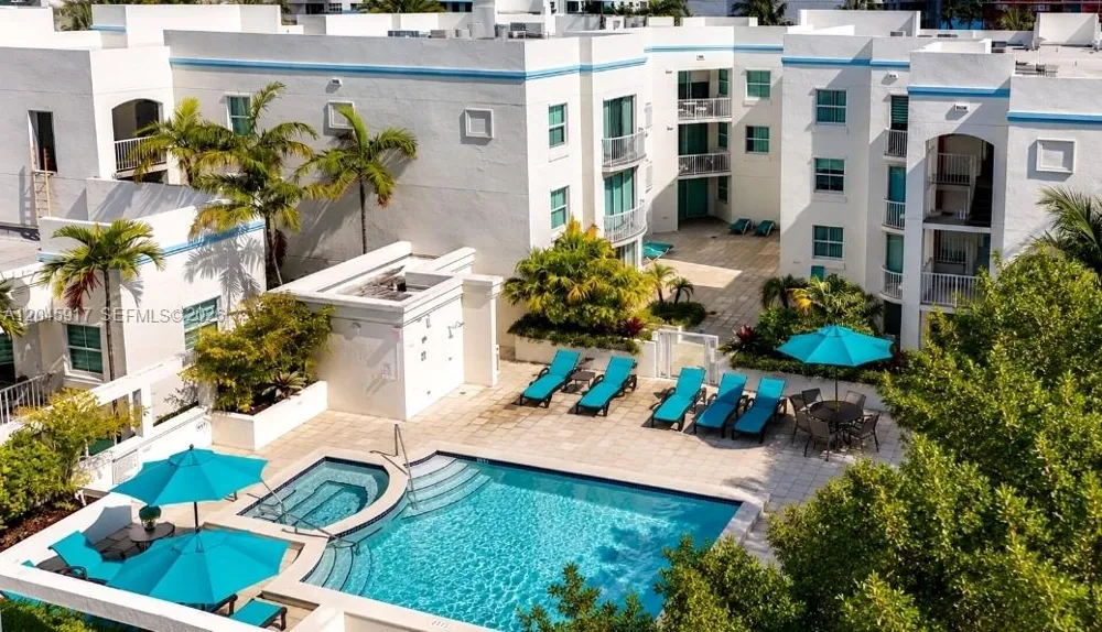 9172 Collins Ave #218 Surfside, FL 33154