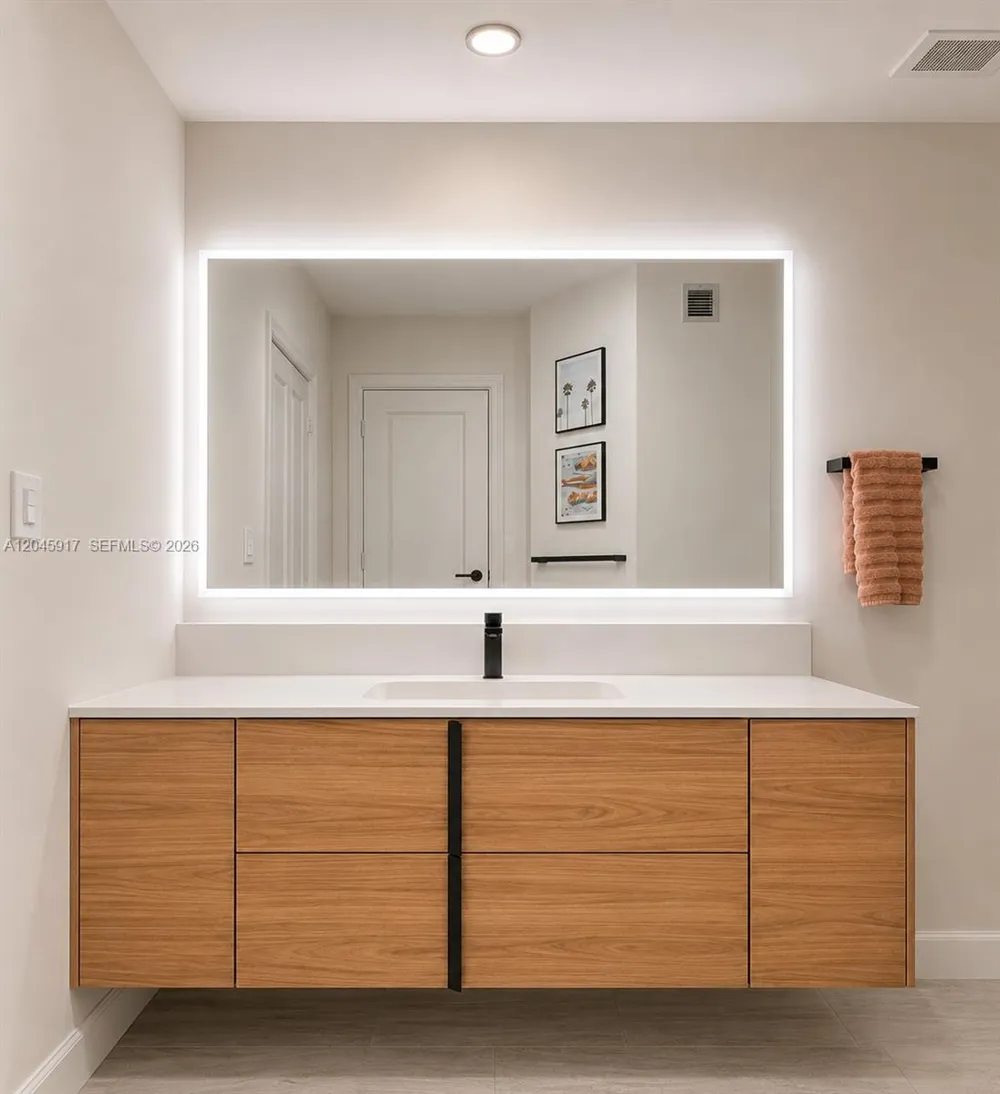 9172 Collins Ave #218 Surfside, FL 33154