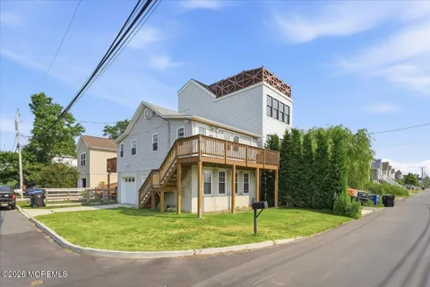 54 Main Street