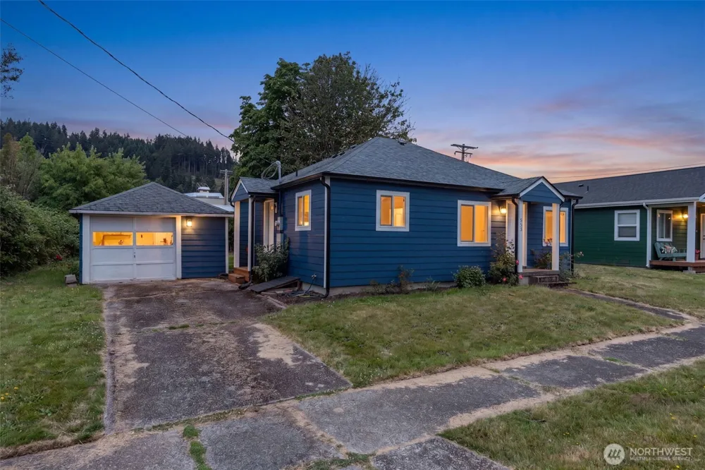 772 SW Mcfadden Avenue Chehalis, WA 98532