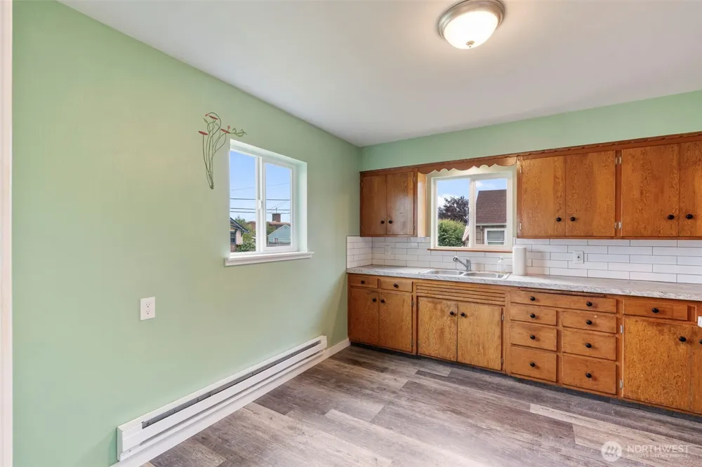 772 SW Mcfadden Avenue Chehalis, WA 98532