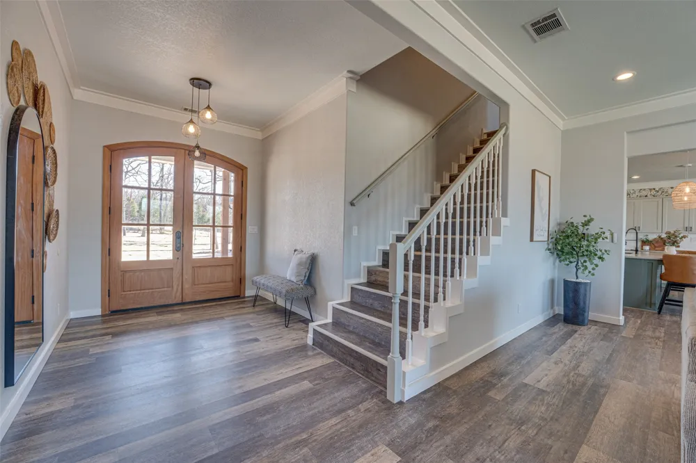 5523 Lakeshore Court Log Cabin, TX 75148