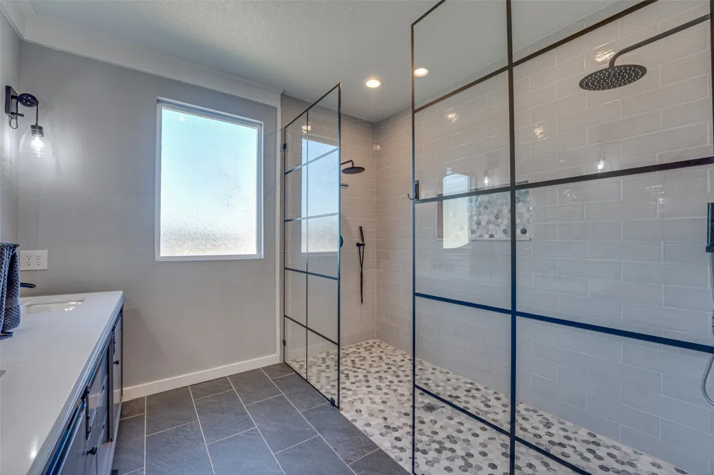 5523 Lakeshore Court Log Cabin, TX 75148