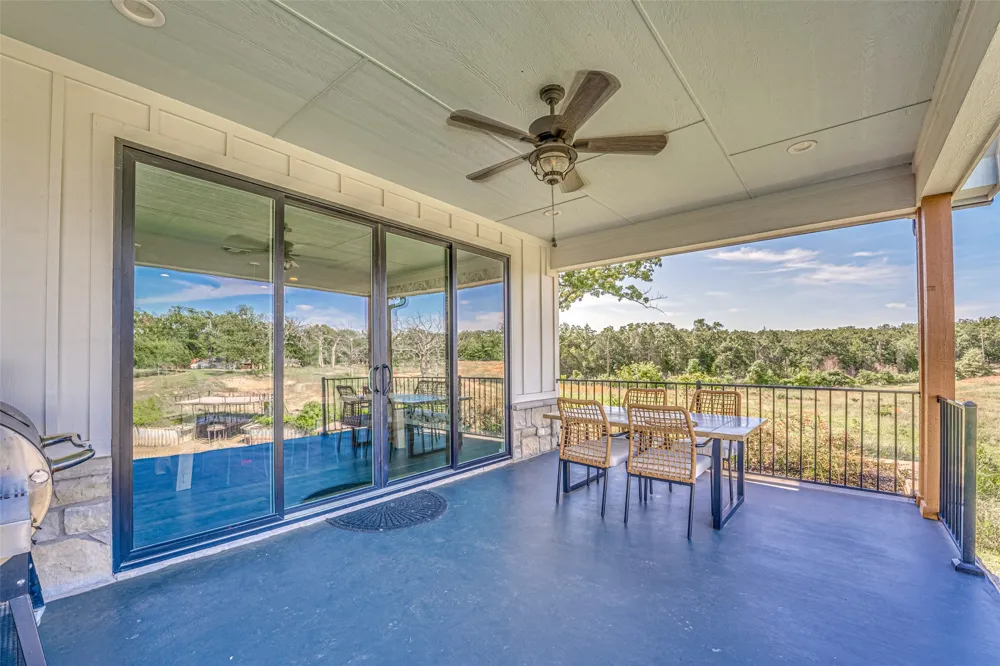 5523 Lakeshore Court Log Cabin, TX 75148
