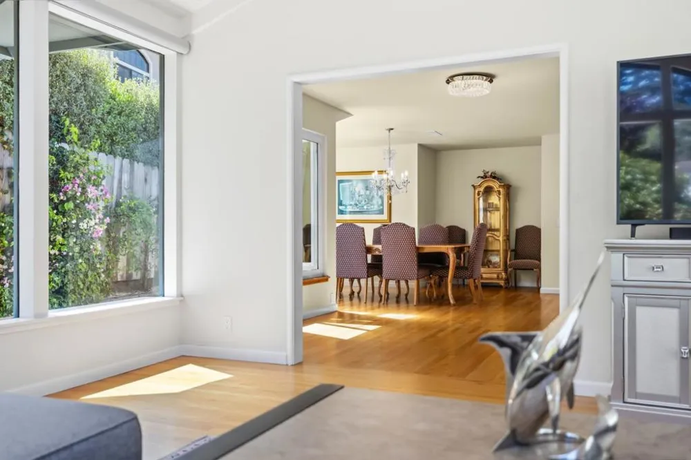 2110 Messina Place Monterey, CA 93940