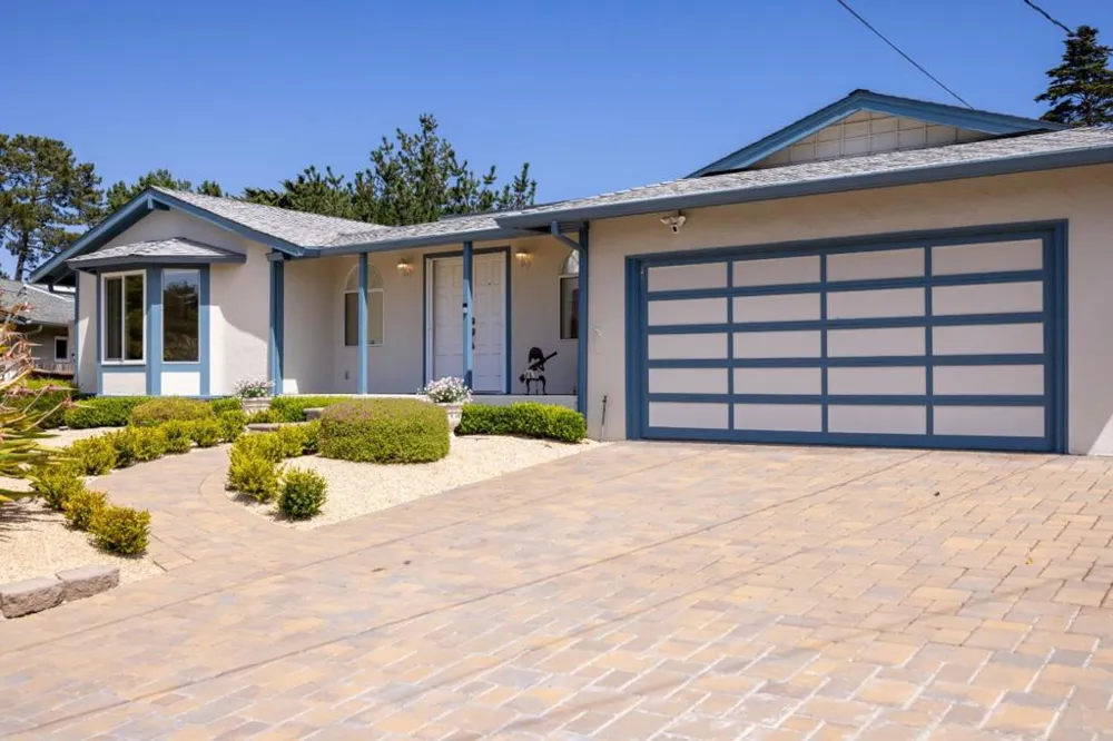 2110 Messina Place Monterey, CA 93940