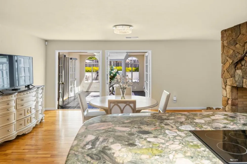 2110 Messina Place Monterey, CA 93940