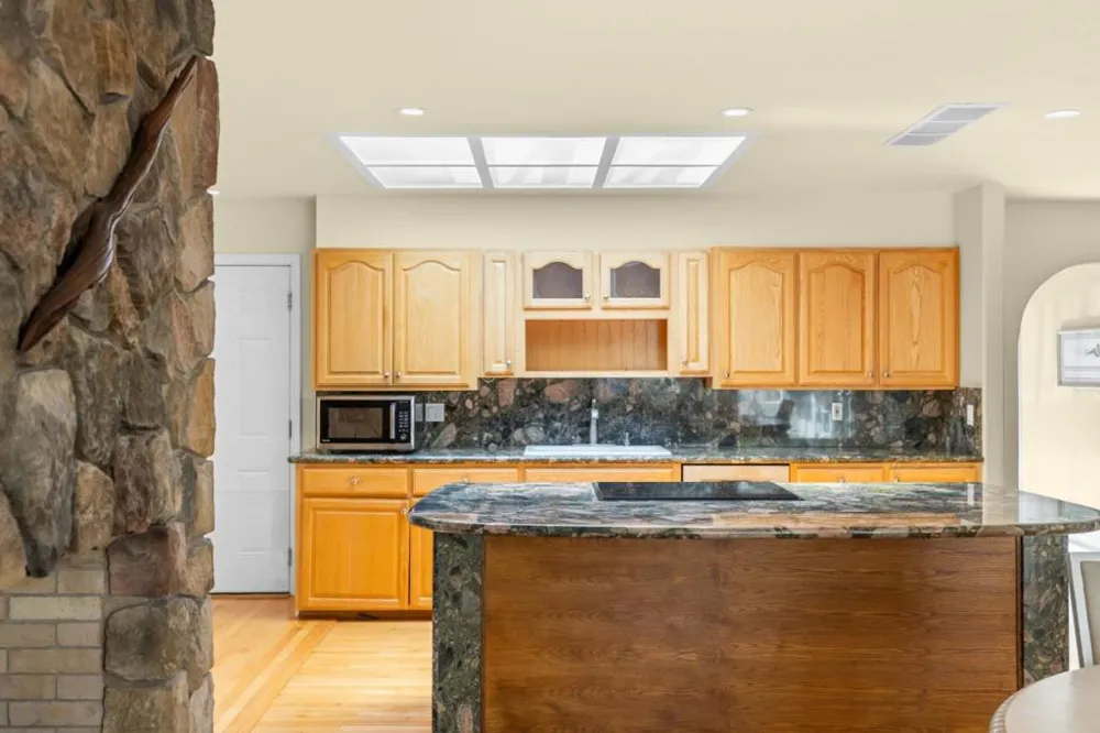 2110 Messina Place Monterey, CA 93940