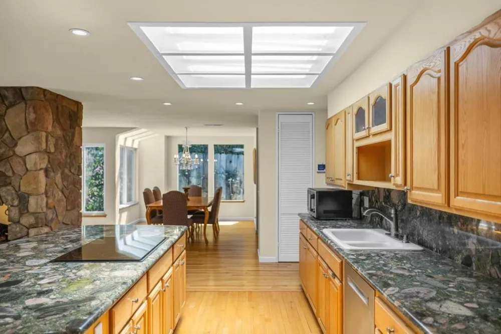 2110 Messina Place Monterey, CA 93940