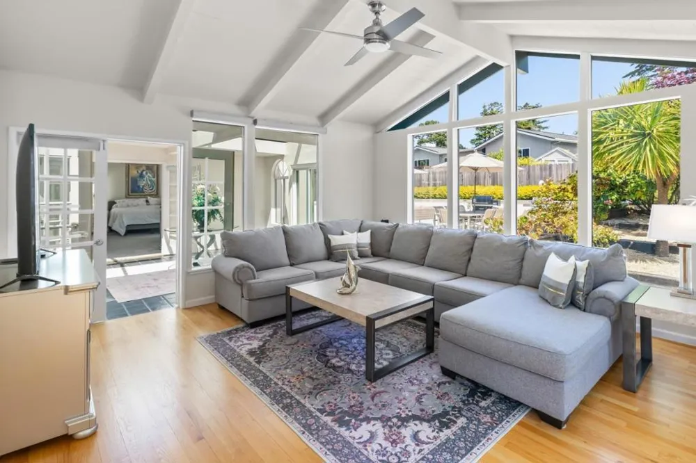 2110 Messina Place Monterey, CA 93940