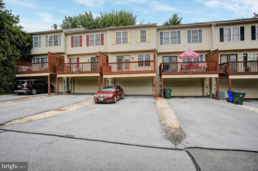 1153 LINDSAY LANE Hagerstown, MD 21742