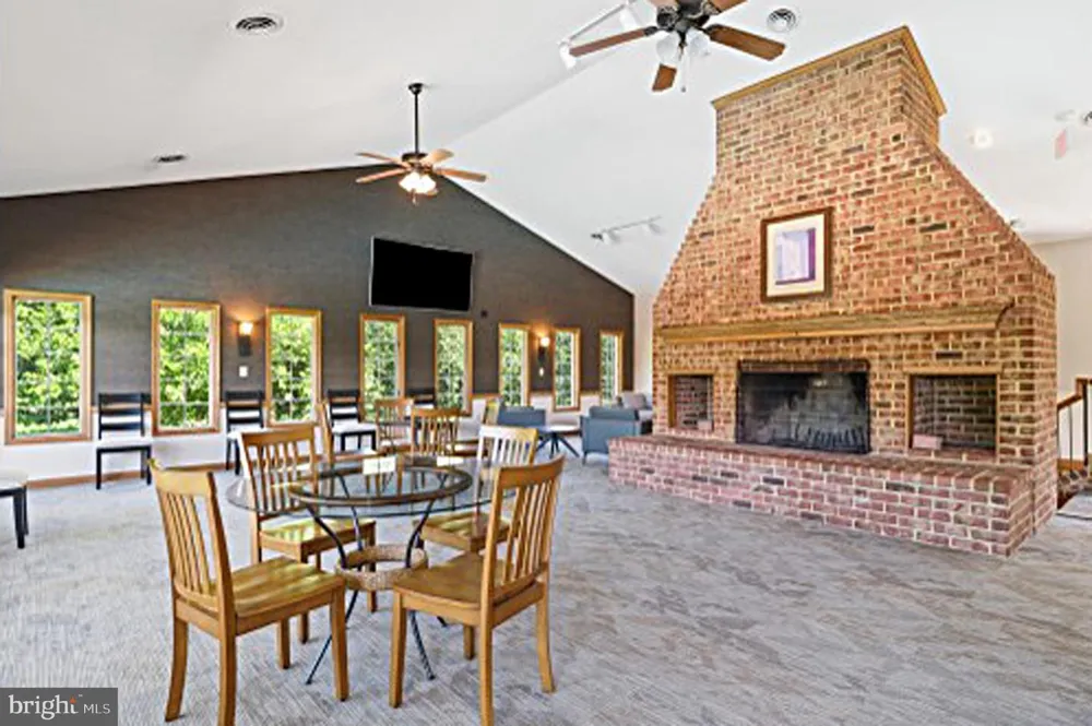 1153 LINDSAY LANE Hagerstown, MD 21742