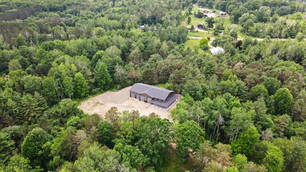 8341 Enid Drive Evart, MI 49631