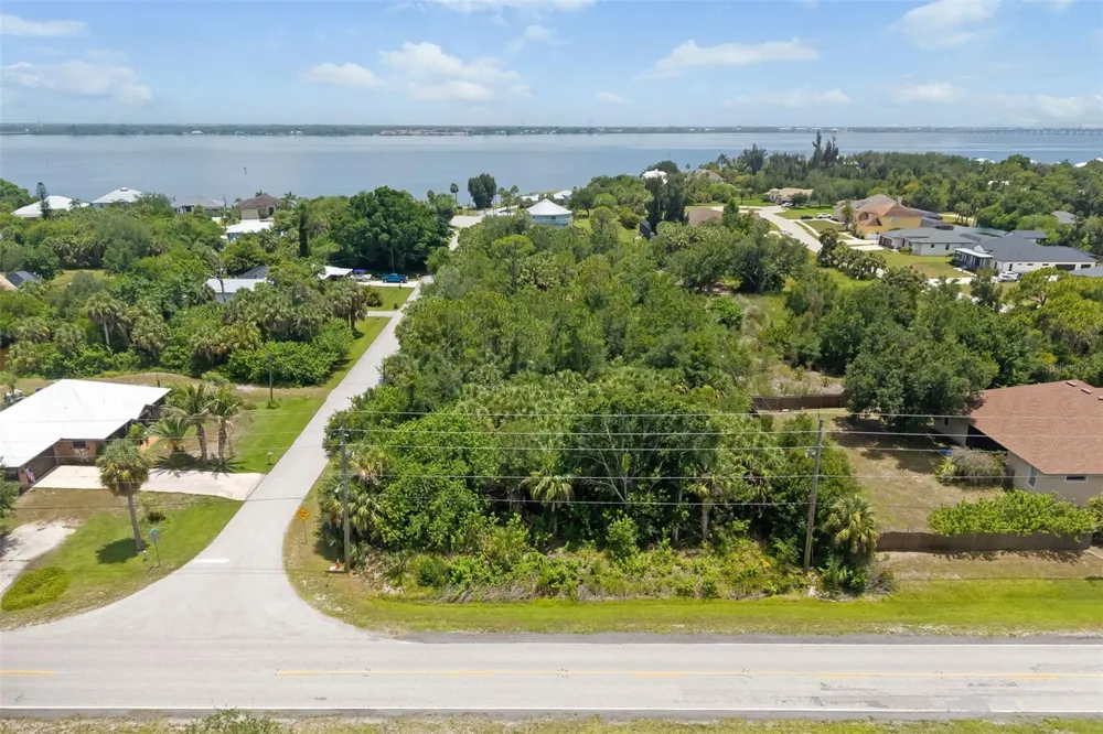 186 NORTHSHORE TERRACE Punta Gorda, FL 33980