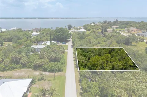 186 NORTHSHORE TERRACE