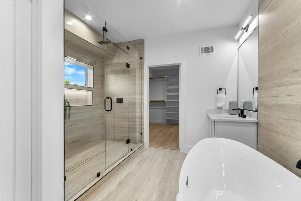 1505 Holly Dallas, TX 75204