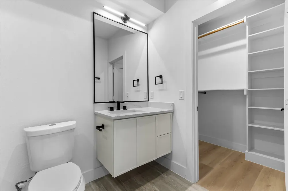1505 Holly Dallas, TX 75204