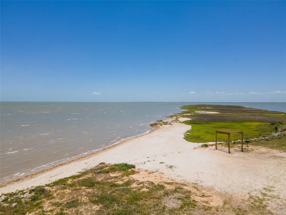 3007 Peninsula Point Drive Palacios, TX 77465
