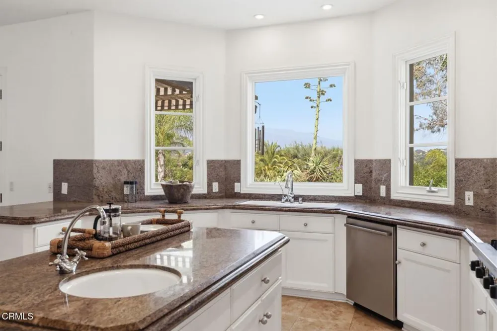 12986 Macdonald Drive Ojai, CA 93023