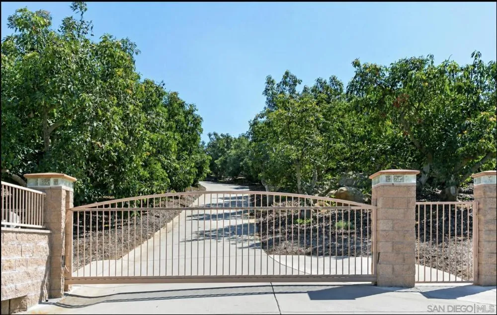 1629 Wild Acres Vista, CA 92084