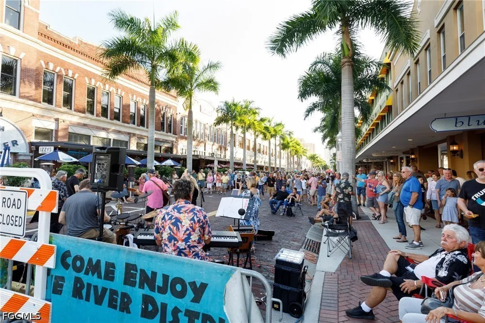 Virginia Avenue #11 Fort Myers, FL 33901