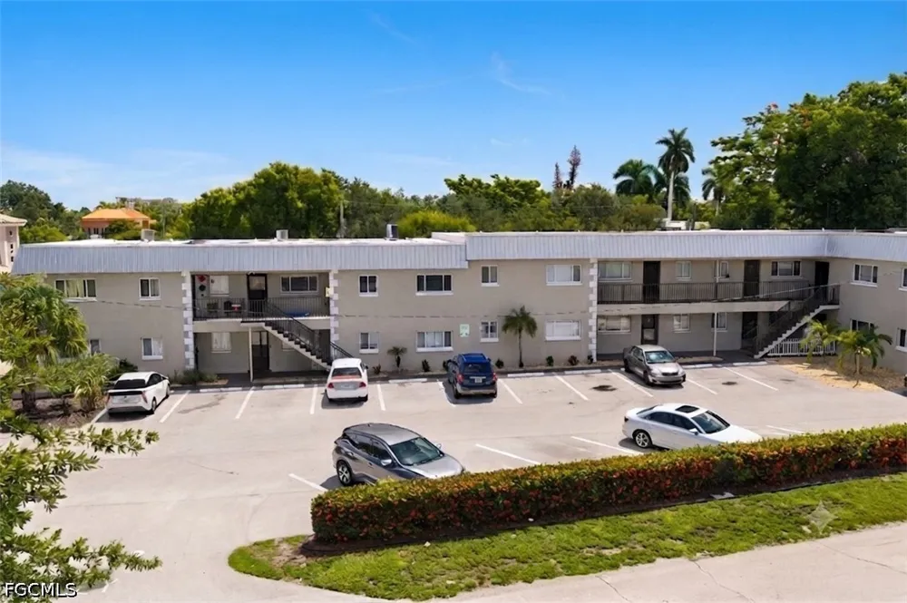 Virginia Avenue #11 Fort Myers, FL 33901