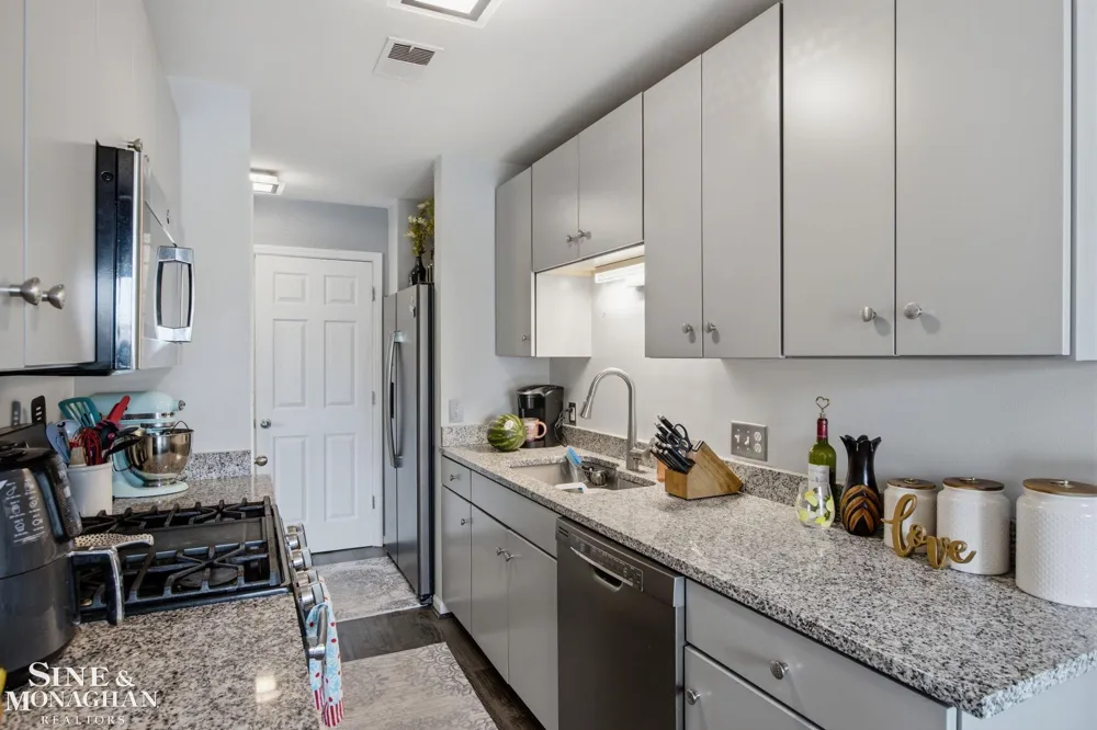 2731 Omar Street Port Huron City, MI 48060