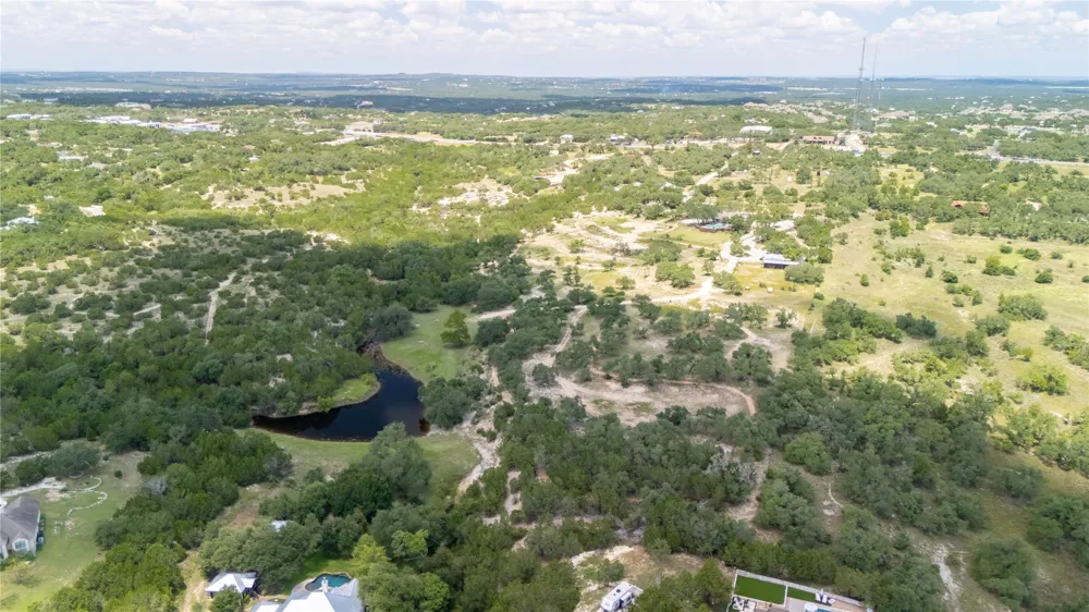 110 Longhorn Lane Dripping Springs, TX 78620