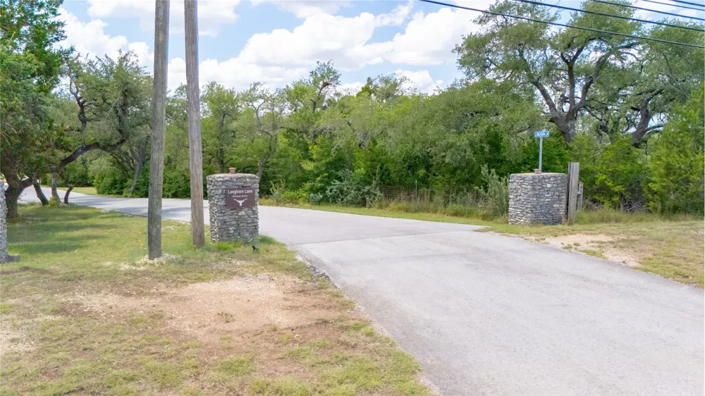 110 Longhorn Lane Dripping Springs, TX 78620