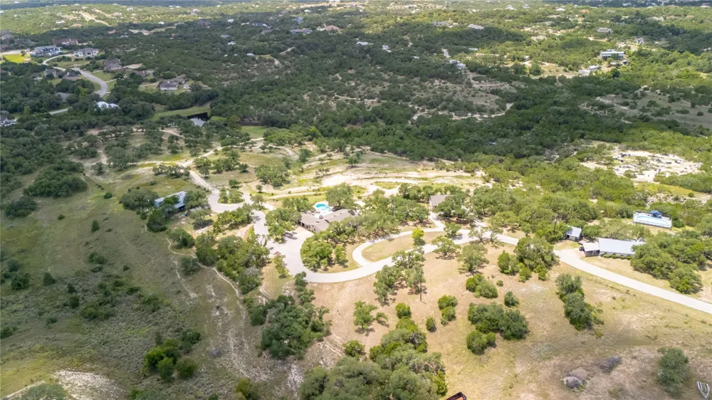 110 Longhorn Lane Dripping Springs, TX 78620