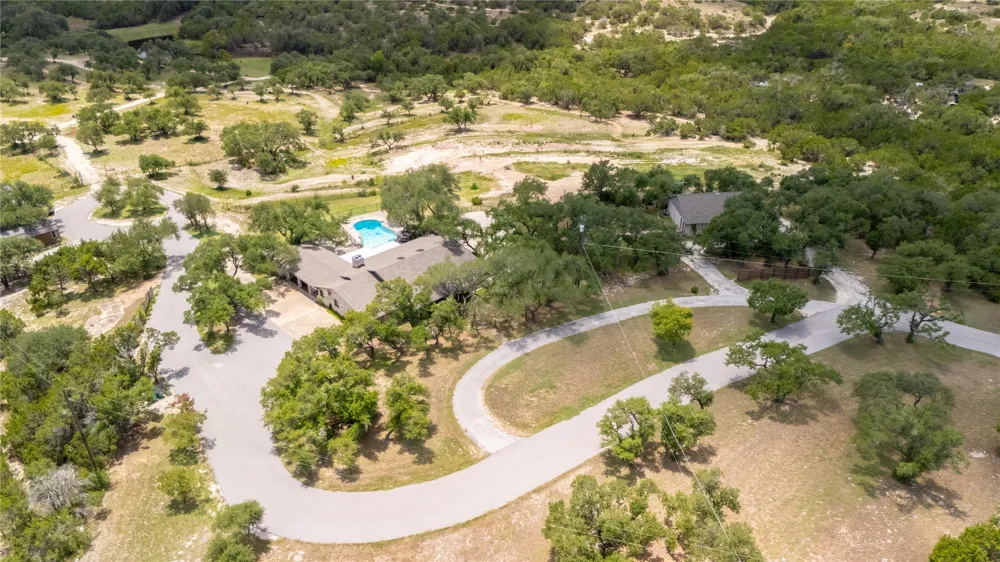110 Longhorn Lane Dripping Springs, TX 78620