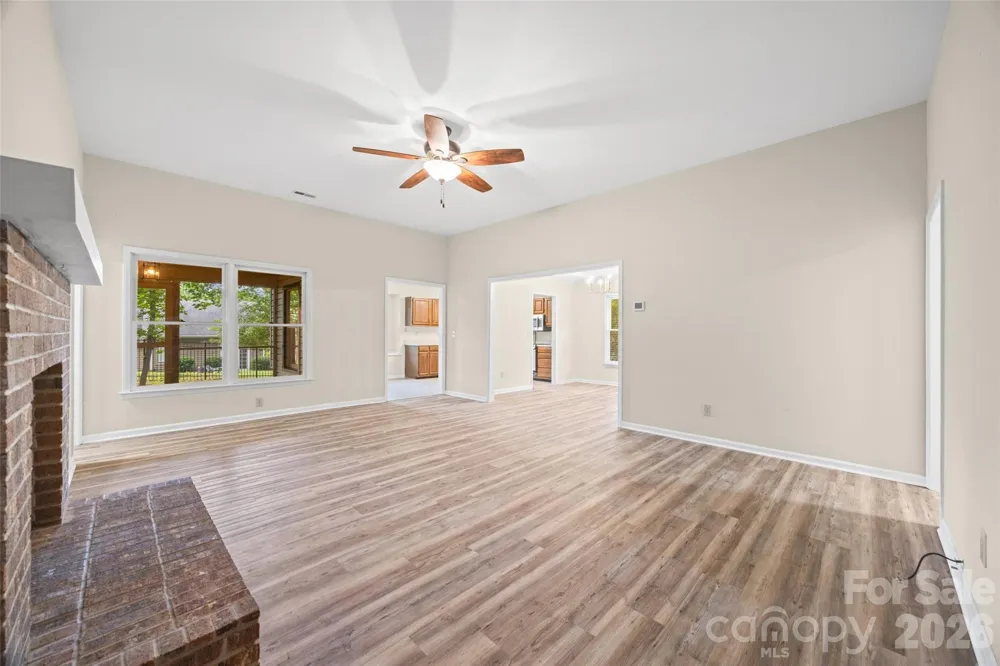 5053 Suwarrow Court Tega Cay, SC 29708