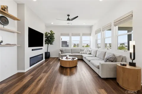 27525 Illumination Court