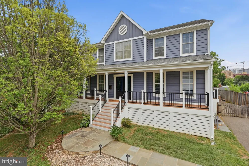 809 BUCHANAN STREET Arlington, VA 22203