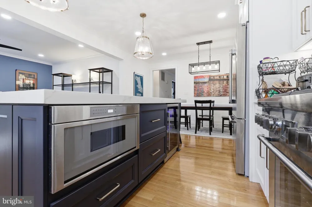 809 BUCHANAN STREET Arlington, VA 22203