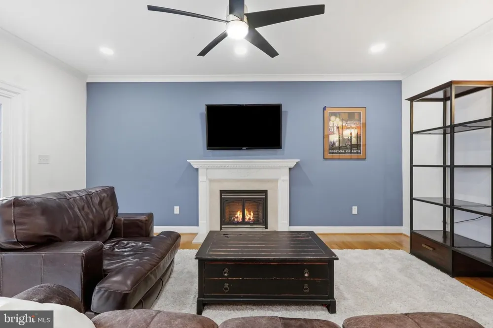 809 BUCHANAN STREET Arlington, VA 22203