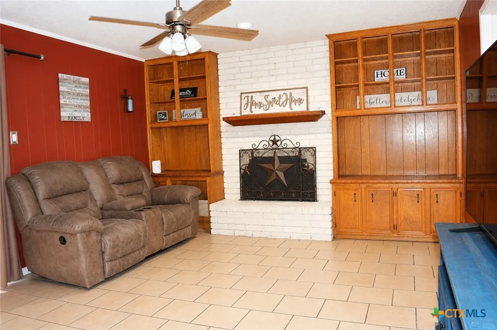 1603 Alcoa Avenue Rockdale, TX 76567