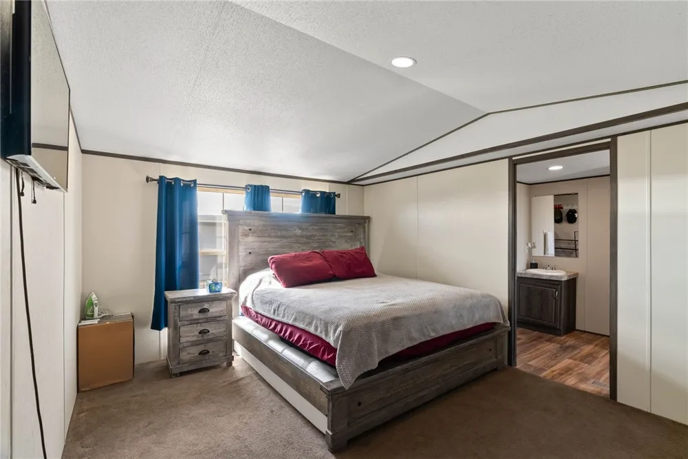 4533 E Granado Drive Robstown, TX 78380