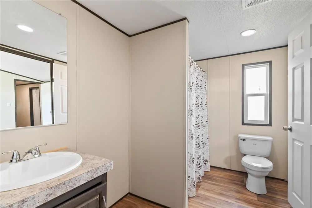 4533 E Granado Drive Robstown, TX 78380