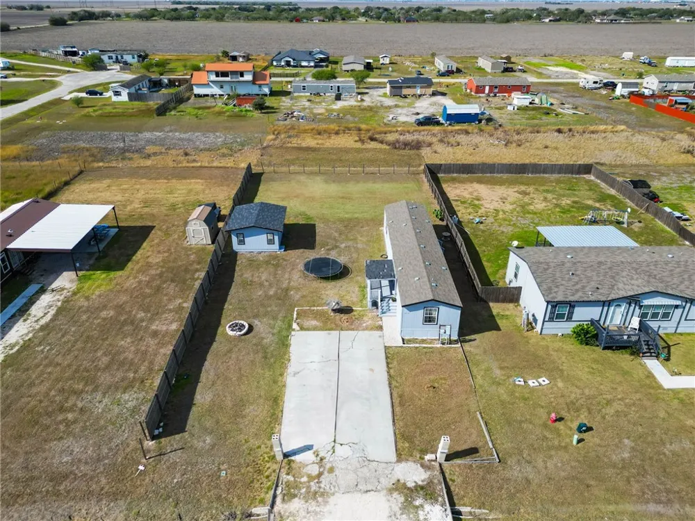 4533 E Granado Drive Robstown, TX 78380