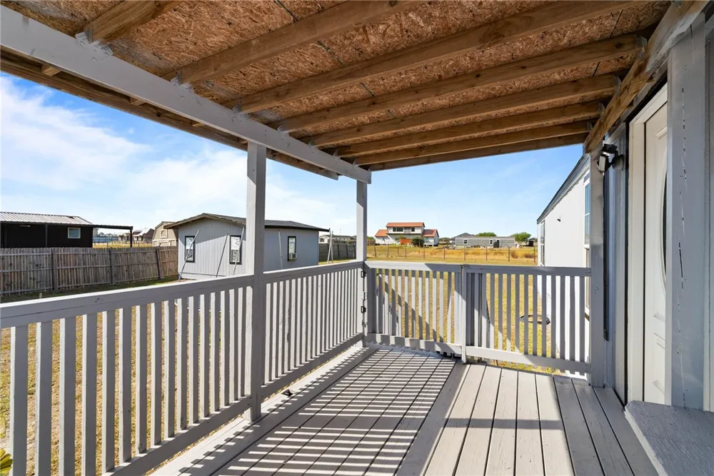 4533 E Granado Drive Robstown, TX 78380