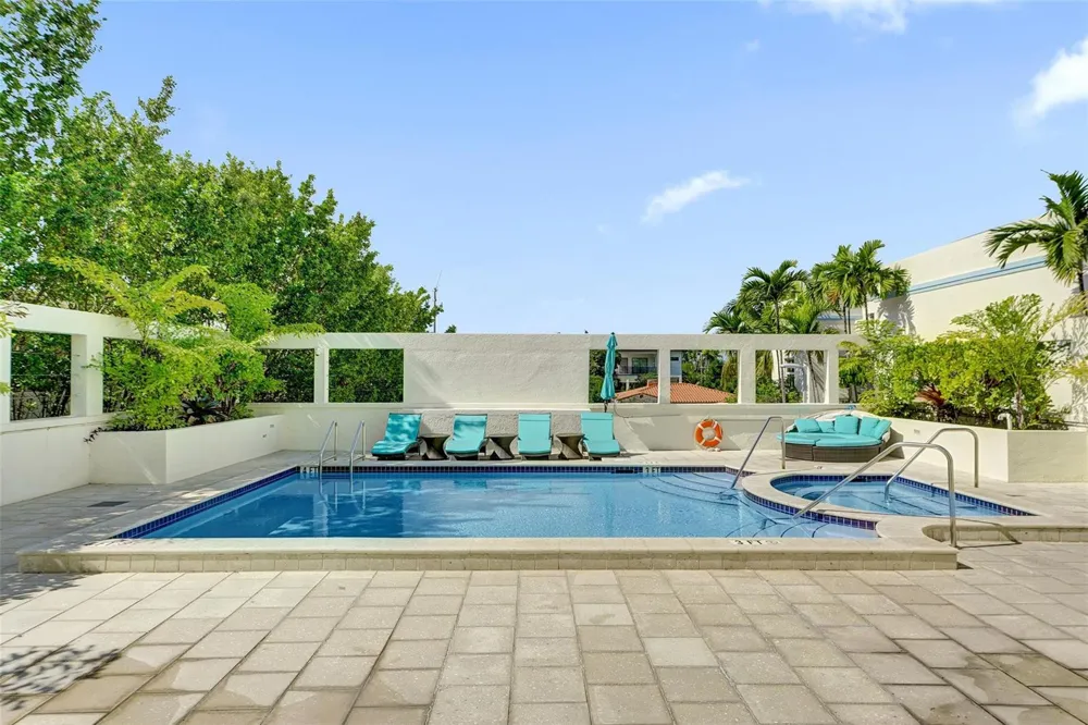 9172 Collins Avenue #302 Surfside, FL 33154