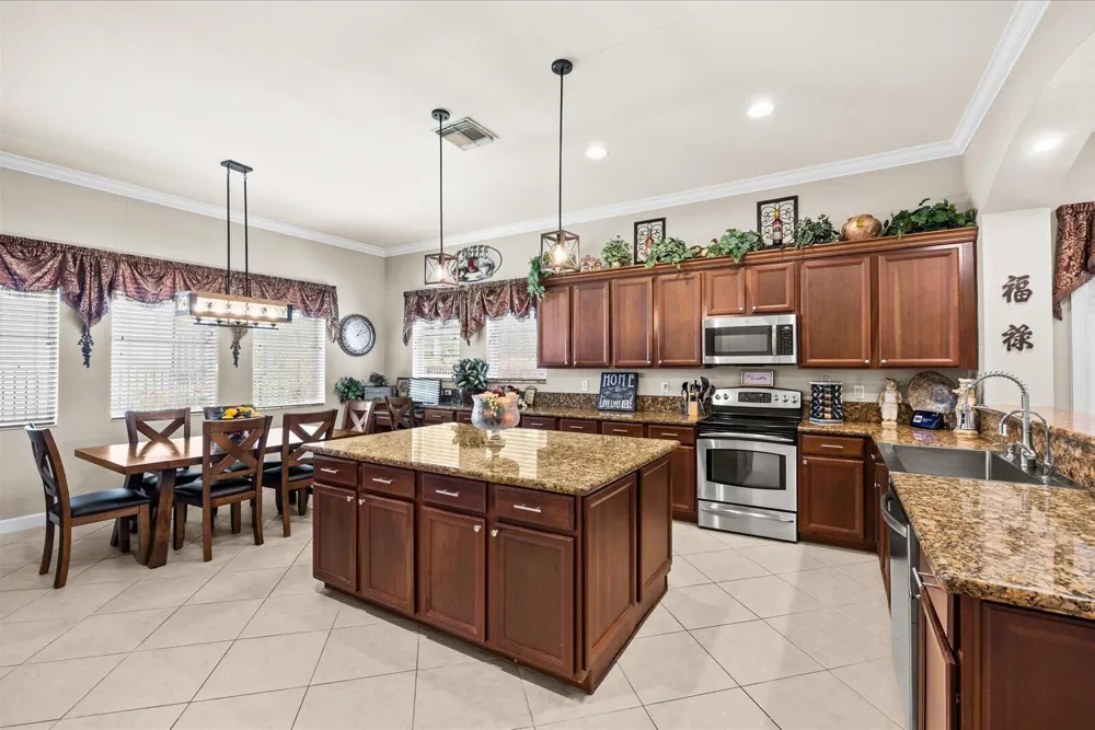 5718 SW Bald Eagle Drive Palm City, FL 34990