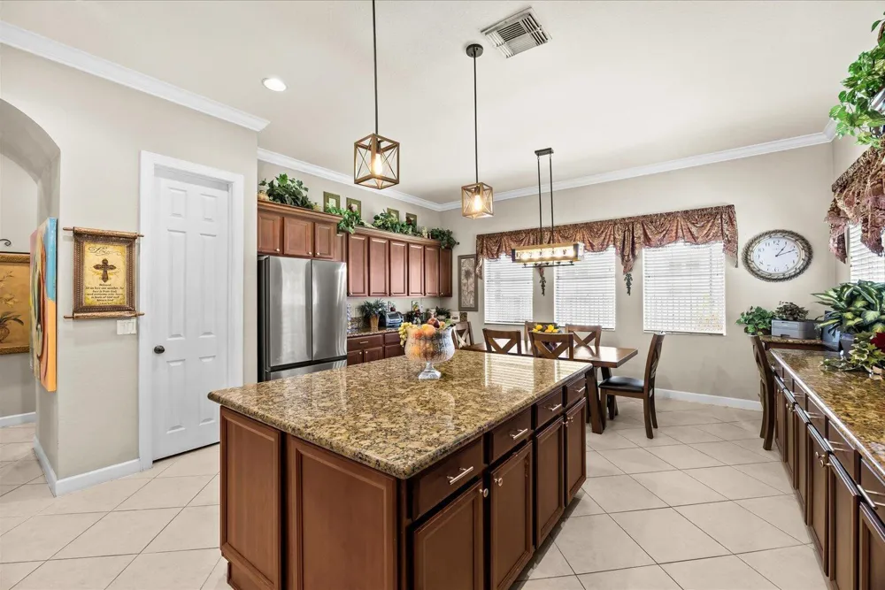 5718 SW Bald Eagle Drive Palm City, FL 34990