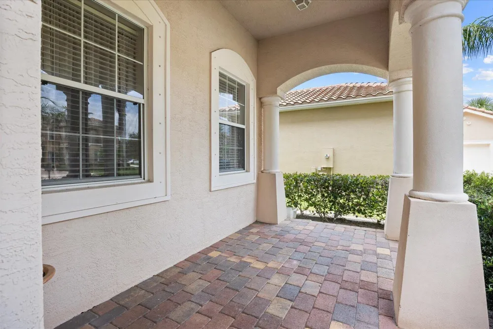 5718 SW Bald Eagle Drive Palm City, FL 34990