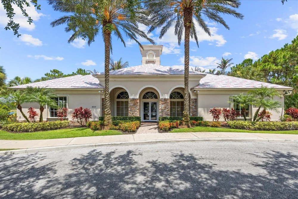 5718 SW Bald Eagle Drive Palm City, FL 34990