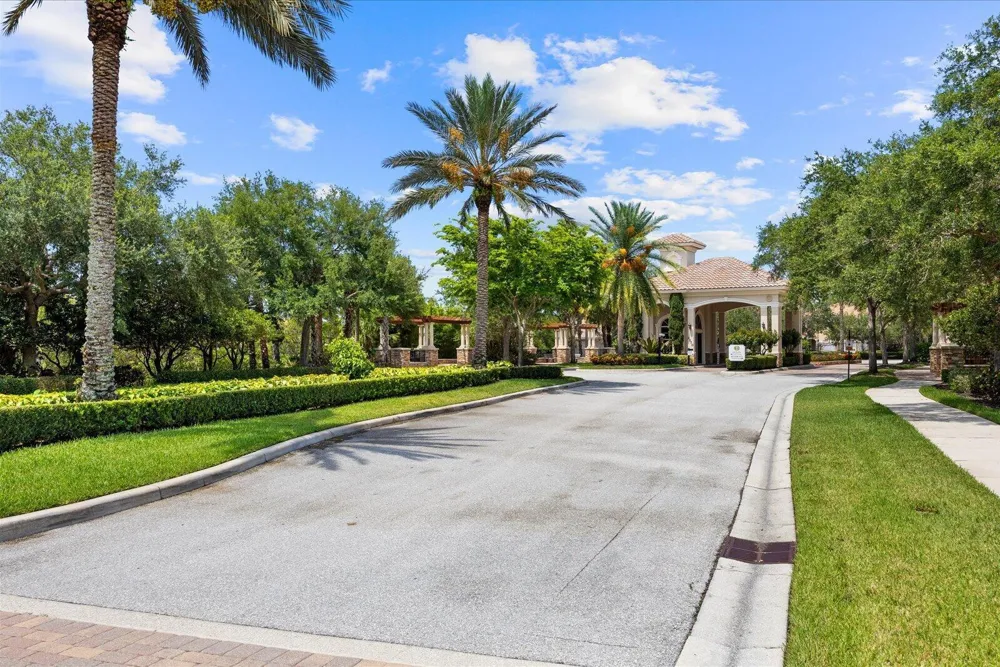 5718 SW Bald Eagle Drive Palm City, FL 34990